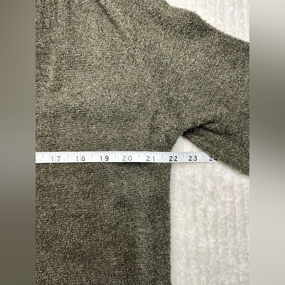 Barefoot Dreams Green Cozy Chic Lite Circle Cardigan/ Sweater Oversized Small - Picture 9 of 12